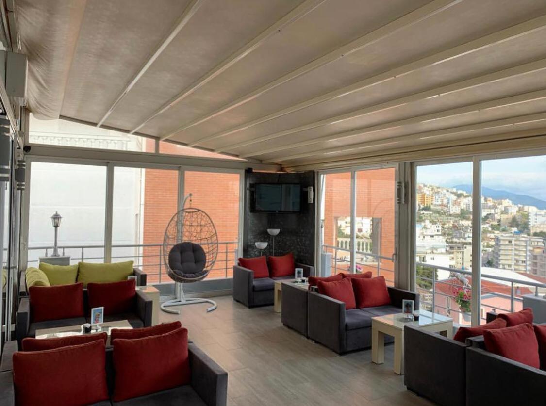 ساراندا Paradiso Apartments المظهر الخارجي الصورة
