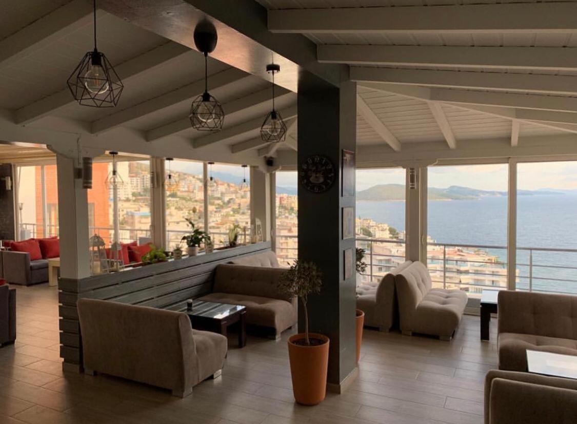ساراندا Paradiso Apartments المظهر الخارجي الصورة
