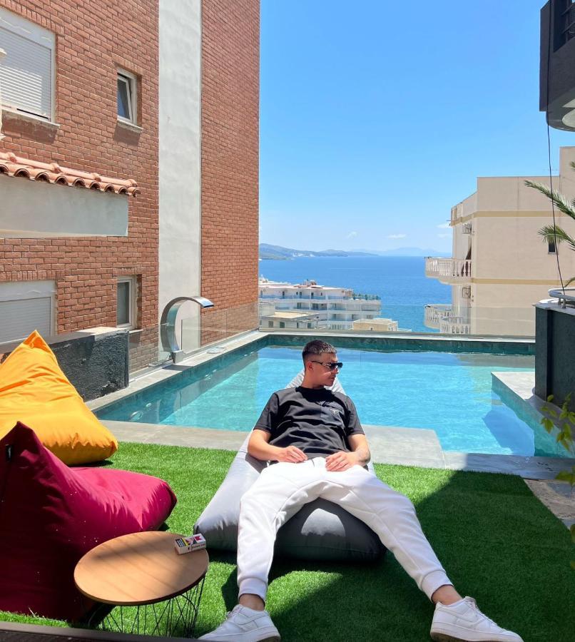 ساراندا Paradiso Apartments المظهر الخارجي الصورة