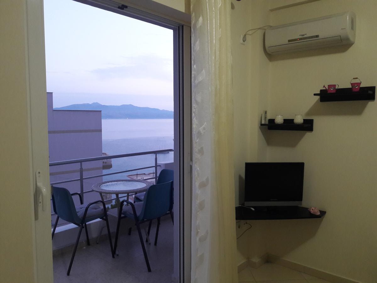 ساراندا Paradiso Apartments المظهر الخارجي الصورة